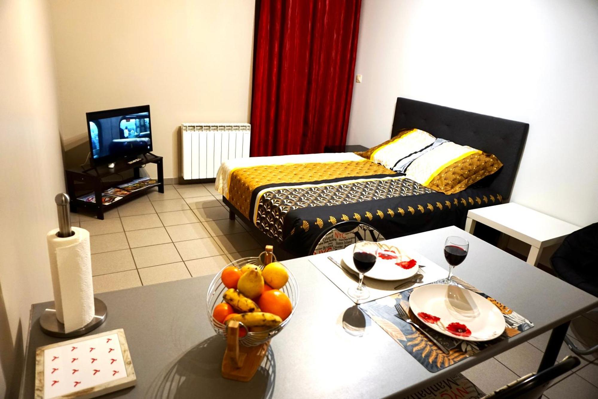 Charmant studio centre ville Le Puy-en-Velay Extérieur photo